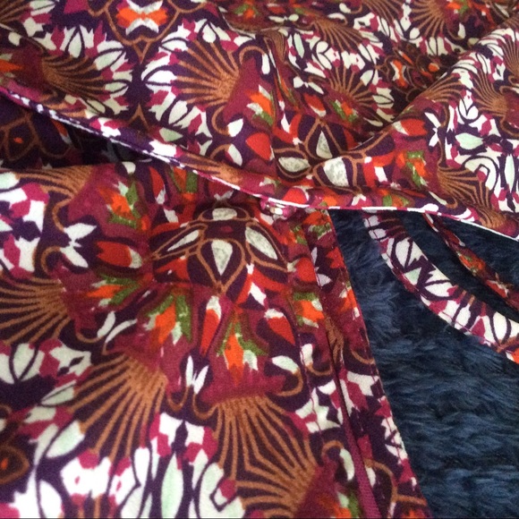 Pink Flowy Boho Wrap Romper with Bell Sleeves - Picture 4 of 8